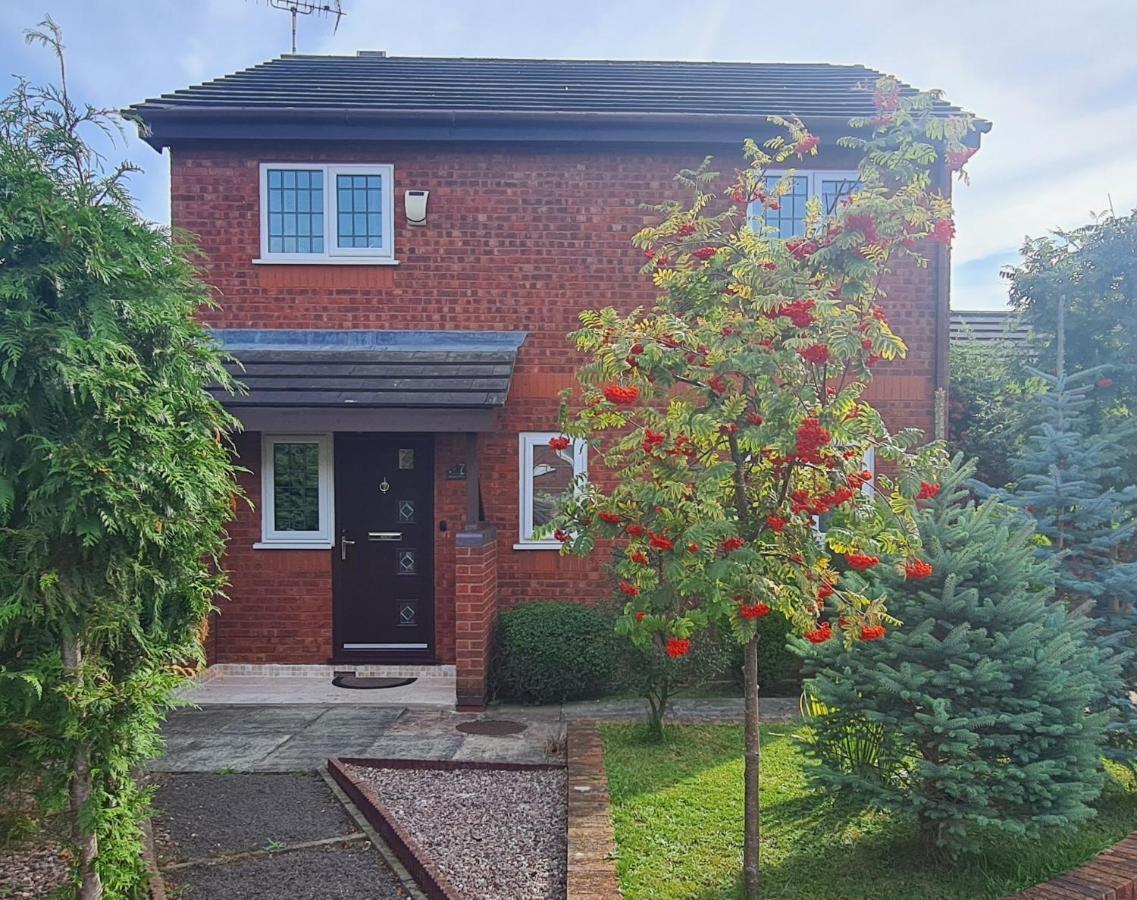 Spacious, 5 Bed House For 9 In Chester Eksteriør bilde