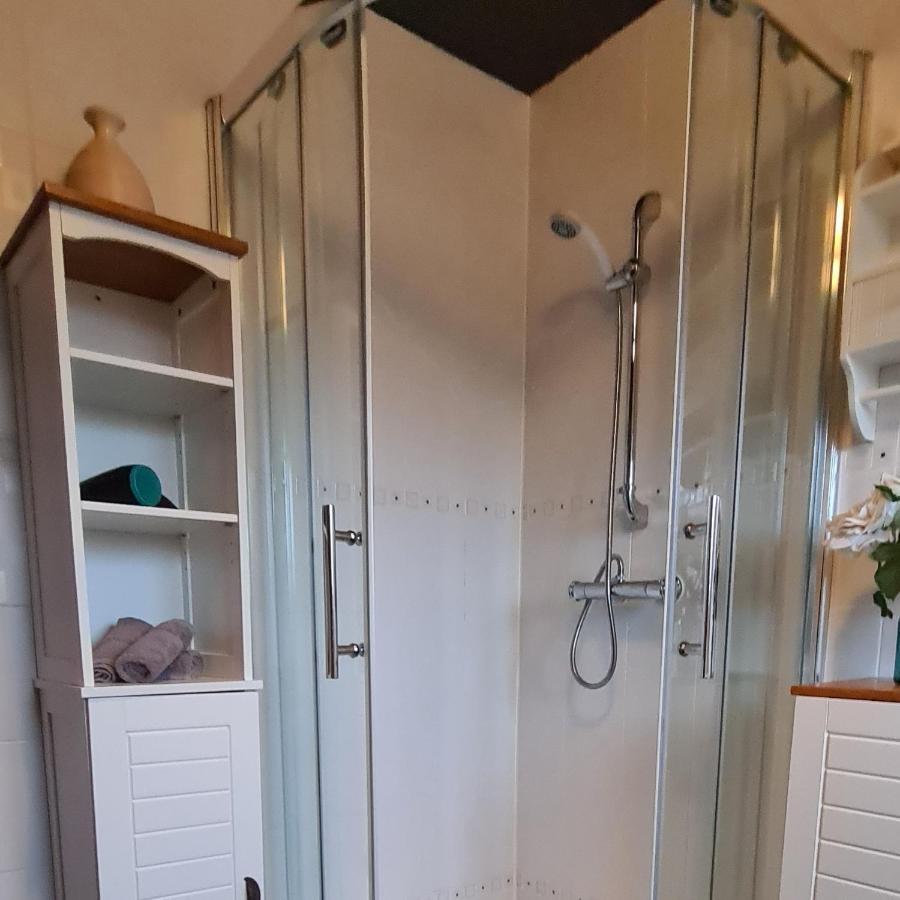 Spacious, 5 Bed House For 9 In Chester Eksteriør bilde