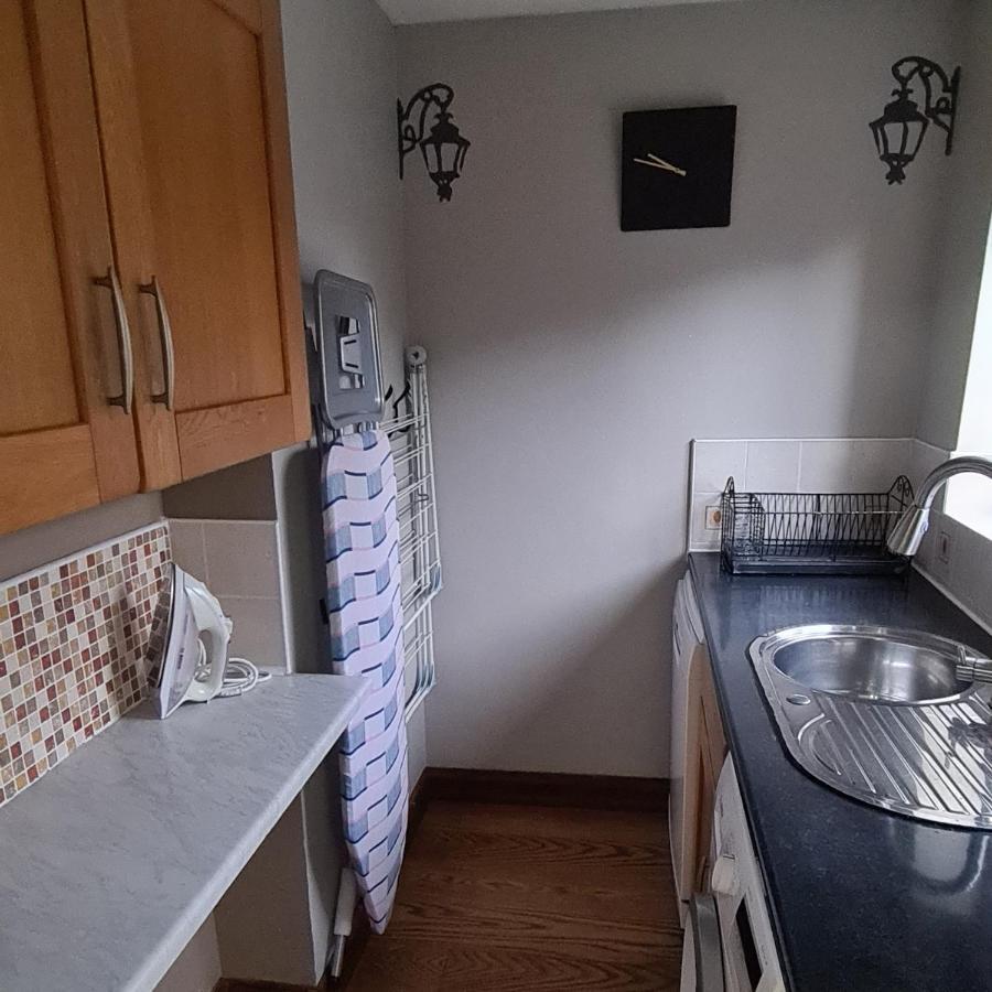 Spacious, 5 Bed House For 9 In Chester Eksteriør bilde